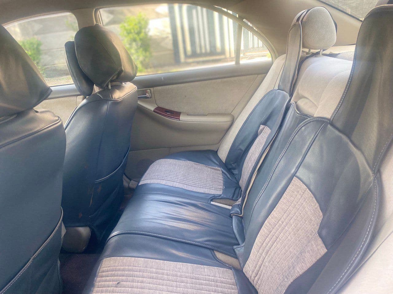 Toyota Corolla (121)(ከተላላፊ) - Image 3