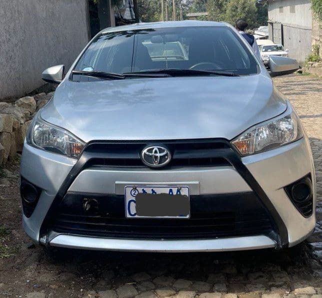 Toyota Yaris 1.3CC (Auto 2017) - Image 3