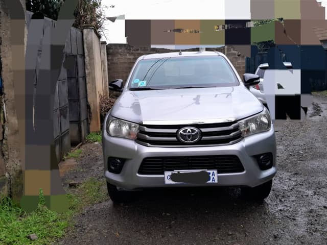 2017 Hiluc Revo