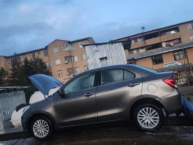 Suzuki Dzire