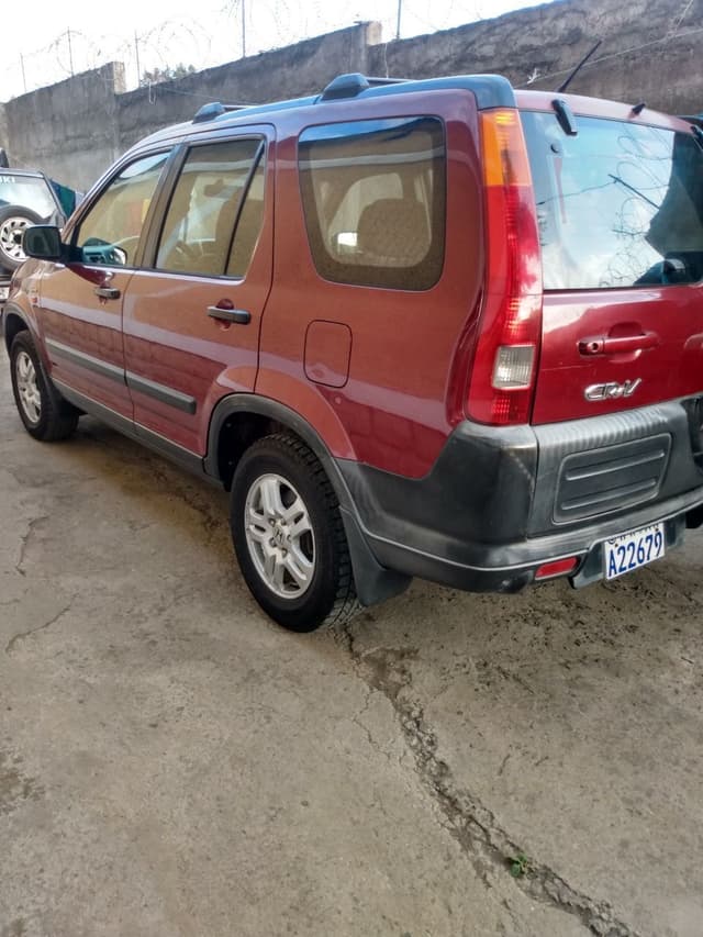   Honda CRV  2004
